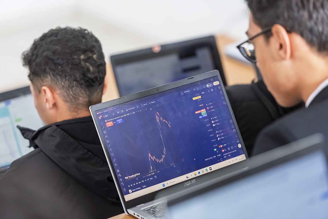 Simulation de trading au sein du département MIS